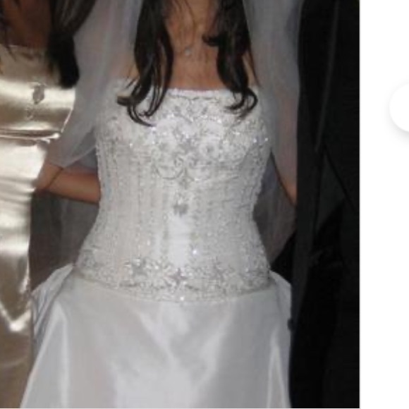 Anne Barge wedding gown - Picture 2 of 3